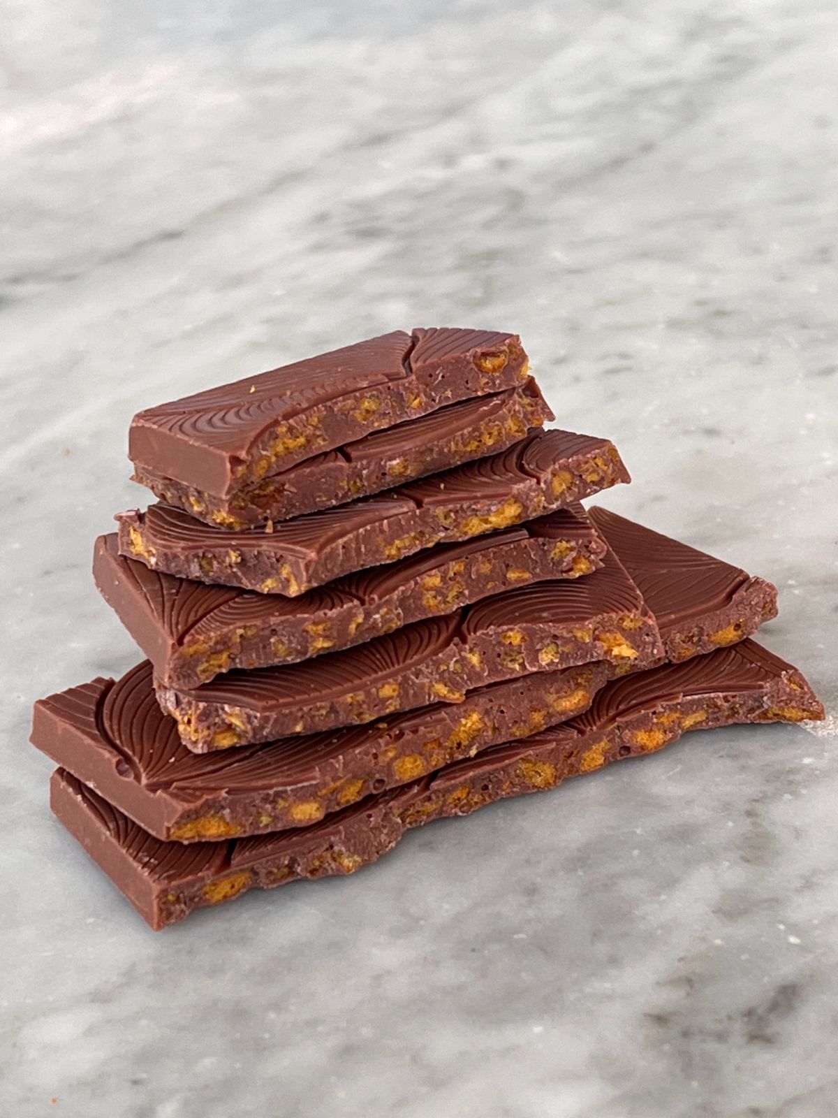 Mirzam 52% Camel Milk Chocolate w/ Emirati  Honeycomb, 70g